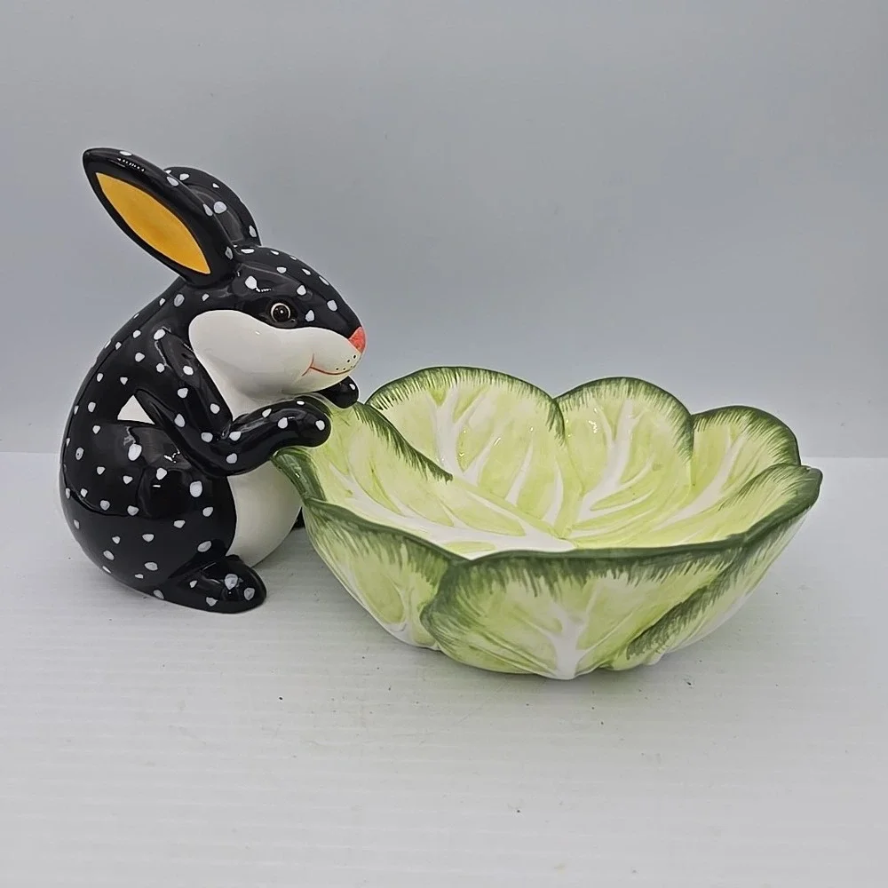 Vintage Dept 56‎ Ceramic Bunny Rabbit Black Polka Dot Cabbage Treat Bowl